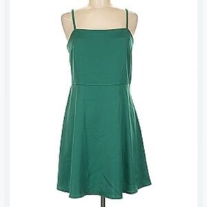 Studio 19 Elegant Green Sleeveless Silk Dress.  Size-Small